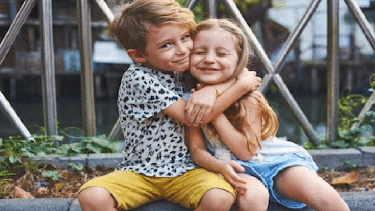 غزل عن الاخ