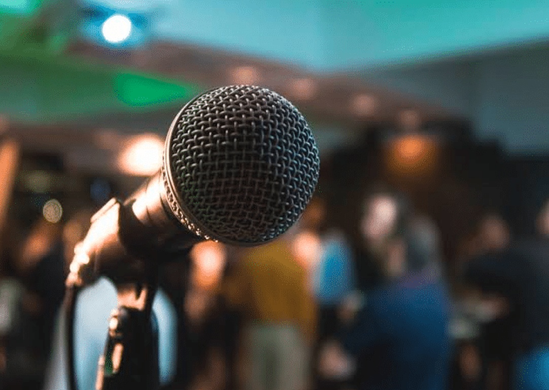 اذاعة مدرسية باللغة الانجليزية عن العلم