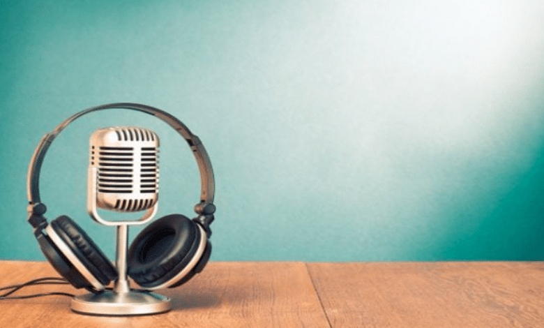 اذاعة مدرسية بالانجليزي