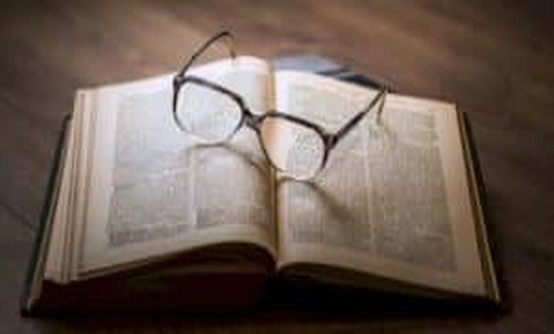 قصة قصيرة عن مشكلة وحلها بالانجليزي