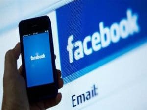 ازالة صديق من الفيس بوك بدون خسارة صداقته