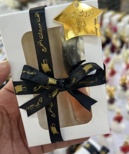 افكار توزيعات تخرج بسيطة