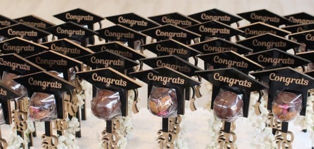 افكار توزيعات تخرج بسيطة