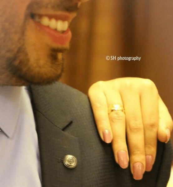 بوستات مضحكة للمخطوبين