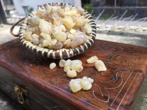 تجربتي مع بخاخ لبان الذكر