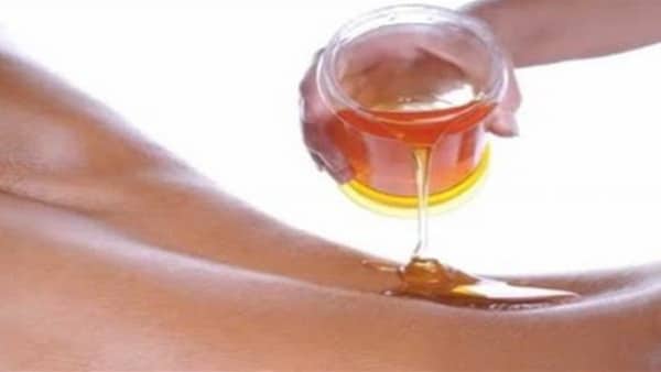 تجربتي مع وضع العسل على السرة