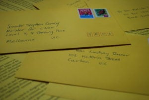 رسالة بالفرنسية إلي المدير