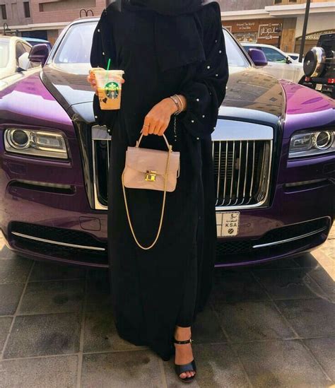 رمزيات بنات محجبات مع سيارات