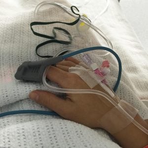 رمزيات بنات مريضة انستقرام