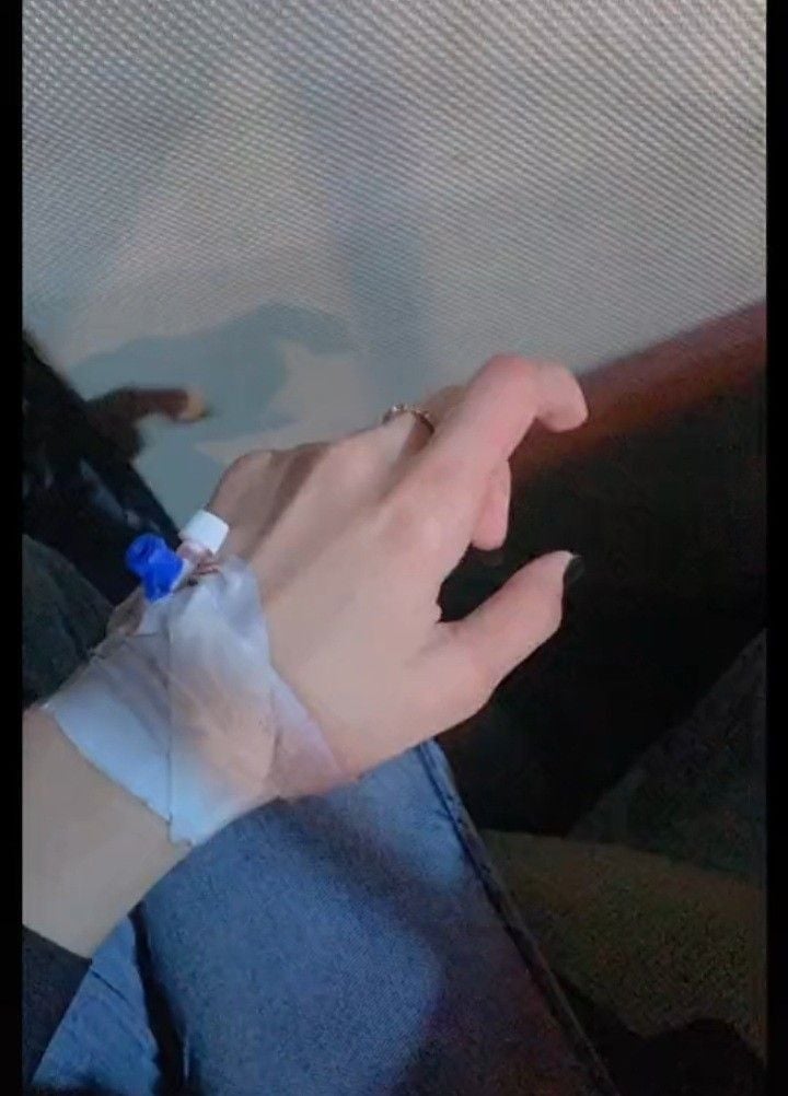 رمزيات بنات مريضة انستقرام