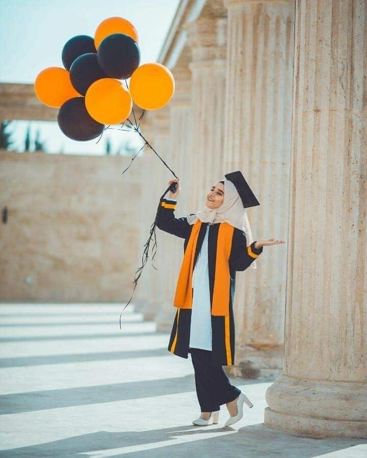 عبارات عن التخرج من الجامعة