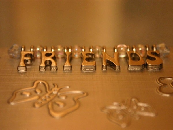 عبارات للصديقات قصيرة