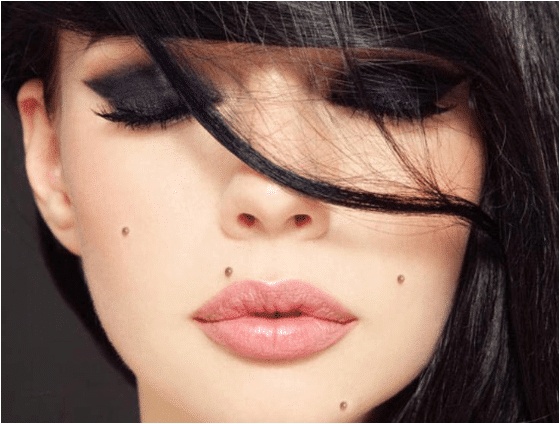 غزل عن الشامة تحت الشفايف