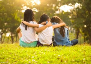 كلام يسعد صديقتي طويل