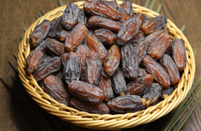 مطويات عن التمر