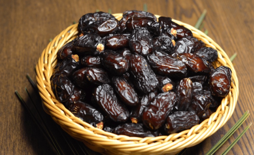 مطويات عن التمر