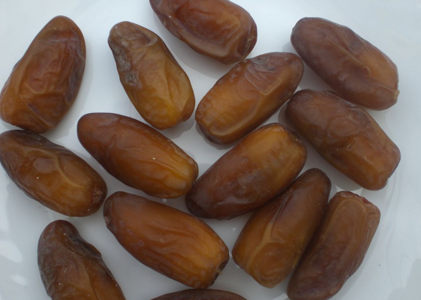مطويات عن التمر