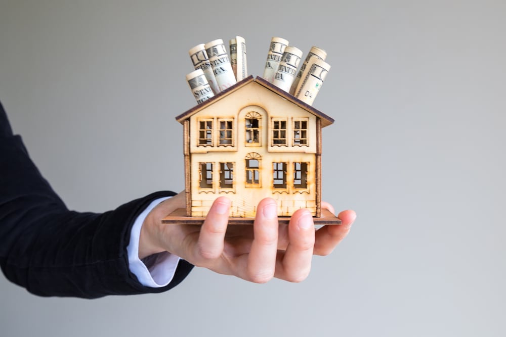 نموذج اعلان جاهز للعقارات