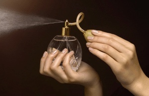وين احصل العطور الأصلية في الرياض