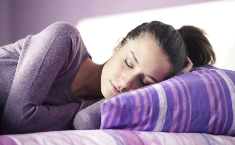 تفسير رؤية الاخت العارية في المنام