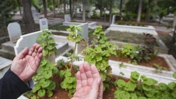 دعاء للميته خالتي