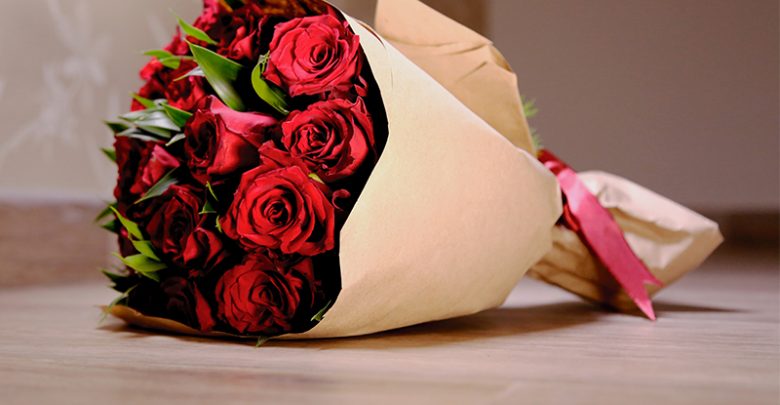 عبارات تكتب على الهدايا للاخت