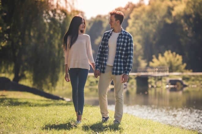 كلام يجعل الفتاة تقع في حبك