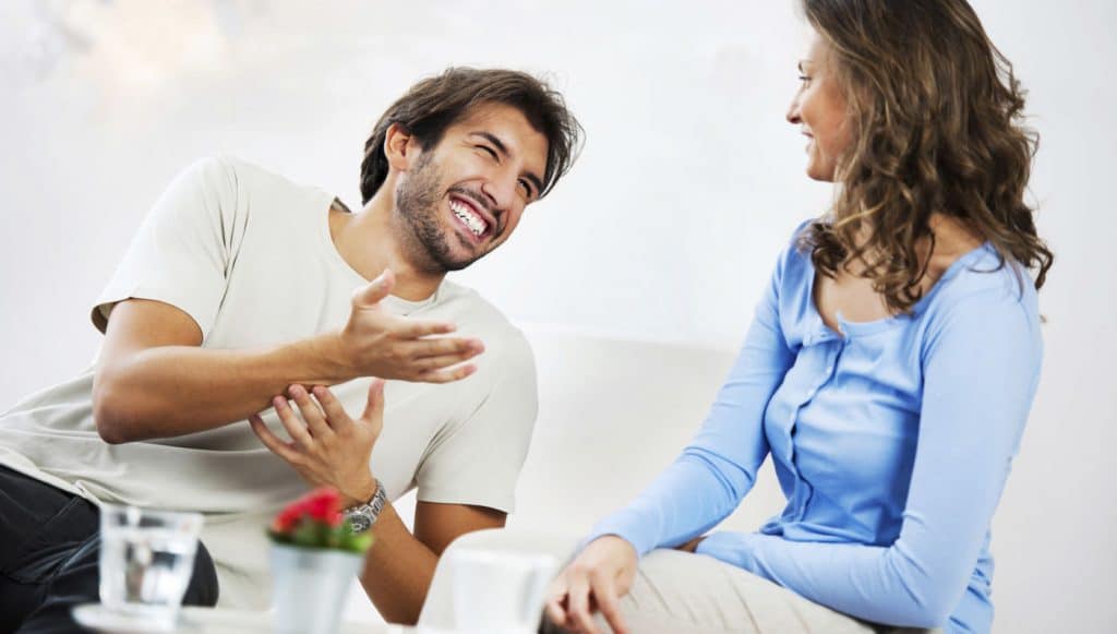 كلام يجعل الفتاة تقع في حبك