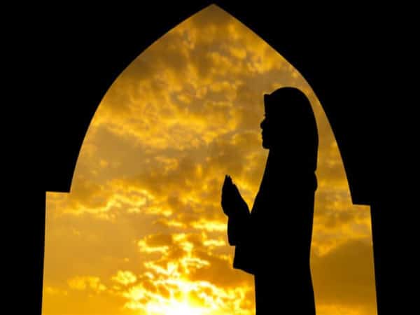 دعاء للزوجه : أجمل دعاء للزوجة والاولاد