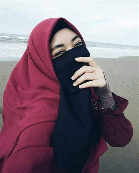 رمزيات بنات على البحر انستقرام