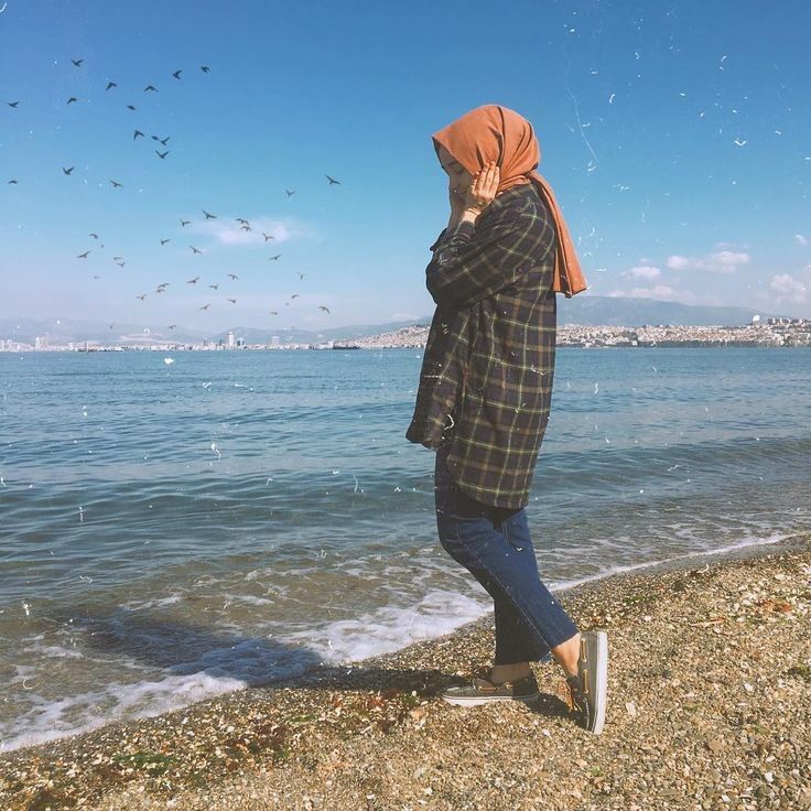 رمزيات بنات على البحر انستقرام